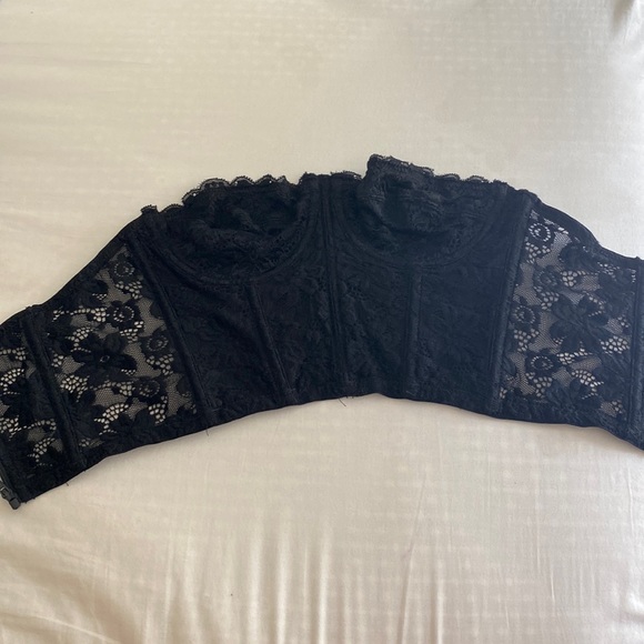 Urban Outfitters lace bustier top - Picture 1 of 3